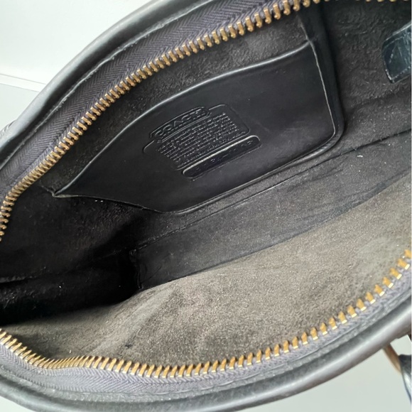 Vintage Coach NYC Lobster Art Slim Leather satchel Handbag 1970’s - Picture 15 of 16